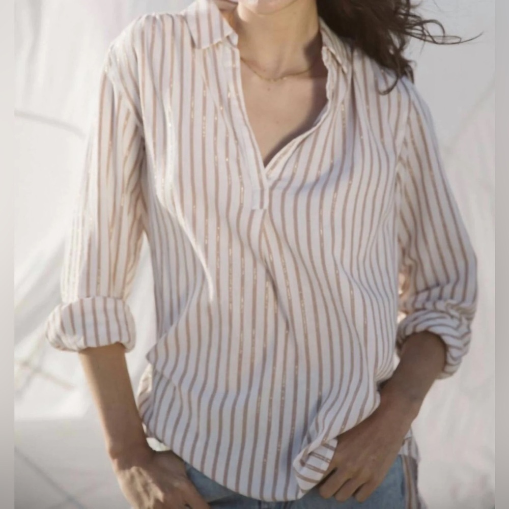 Trovata birds of paradis Courtney Henley Top In Oyster Stripe print size small